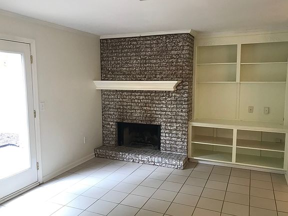 3rd image of 326 Westfield Dr