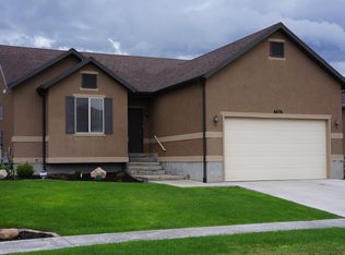 6636 N Malachite Way, Stansbury Park, UT 84074