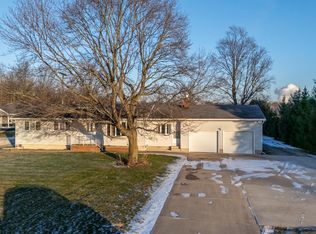 8100 Reinhardt Rd, Carleton, MI 48117