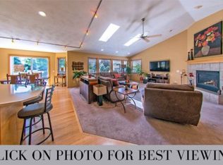 5137 Bluestem Way, Madison, WI 53704