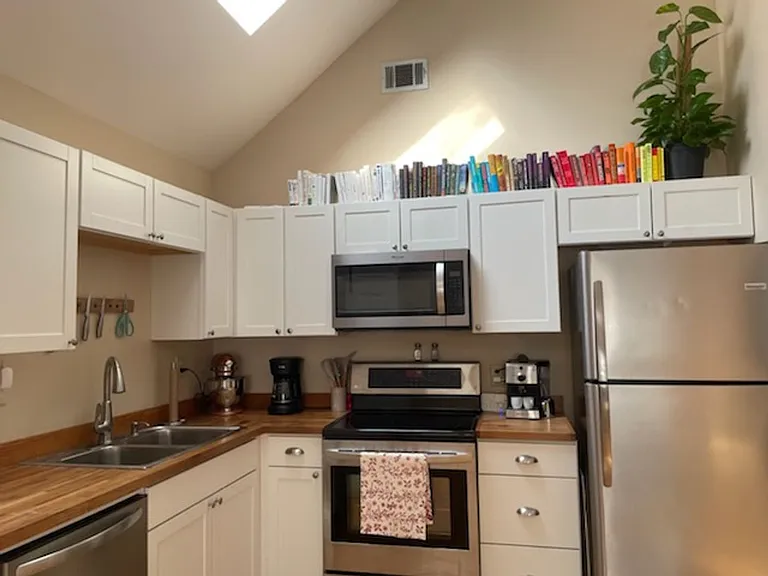 520 W Hancock St — Photo 8