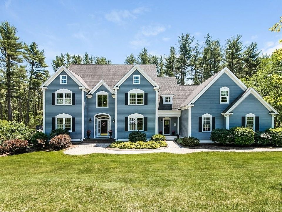 1st image of 126 Country Club Way