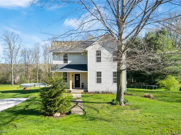 14971 Penford St NW, North Lawrence, OH 44666