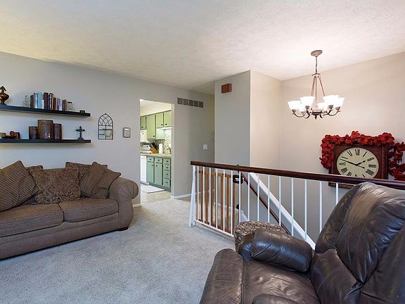 3rd image of 5806 Jeb Stuart Dr