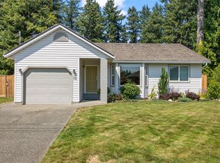 32 Oregon Rd, Campbell River, BC V9W 5T1