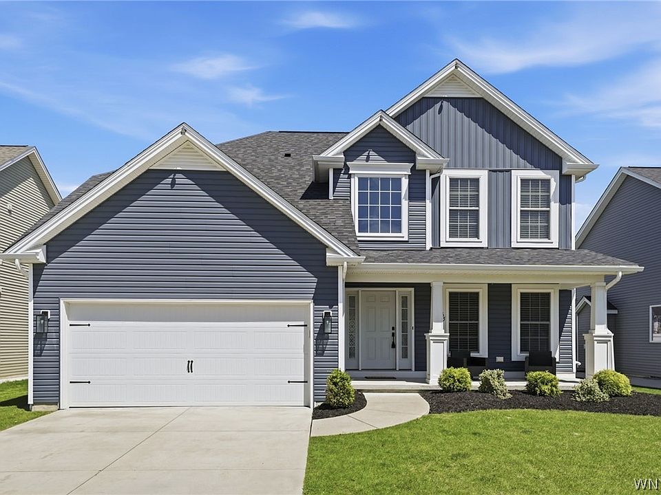 1st image of 165 Cherry Laurel Ln