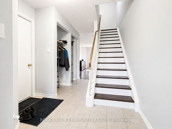 3rd image of 210 Highland Cres #19