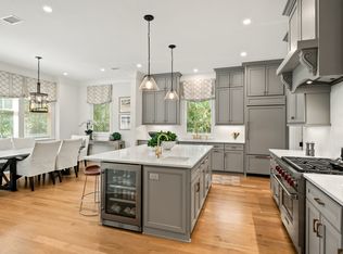 562 Oyster Rake Dr, Johns Island, SC 29455