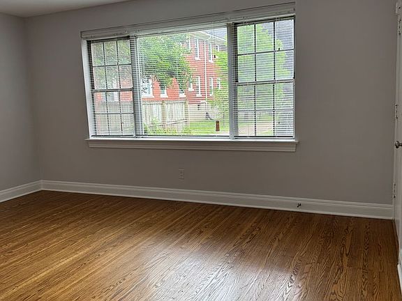 3rd image of 2079 Douglass Blvd #2079DOU-9