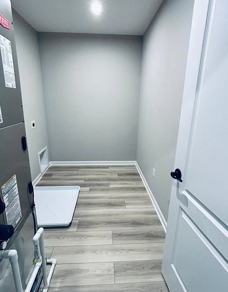 4 bed, 2256 sqft, $2,400 — Photo 3