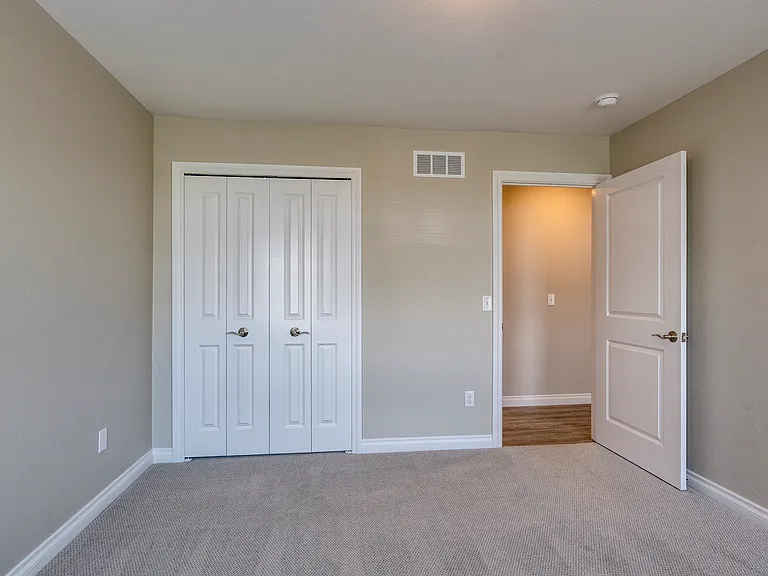 Harbor Town Townhomes — Photo 20