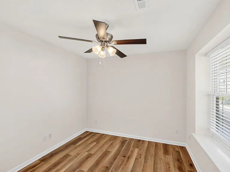1716-1718 Juniper Dr — Photo 14