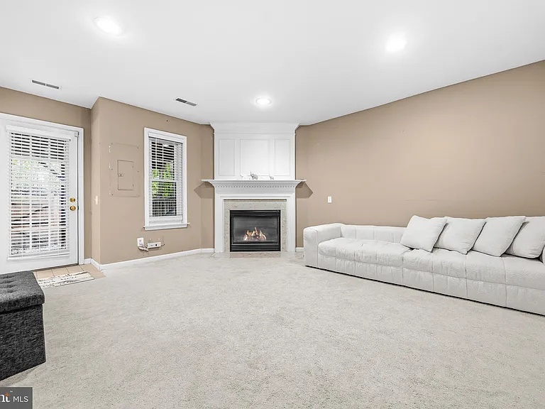 13967 Gill Brook Ln — Photo 30