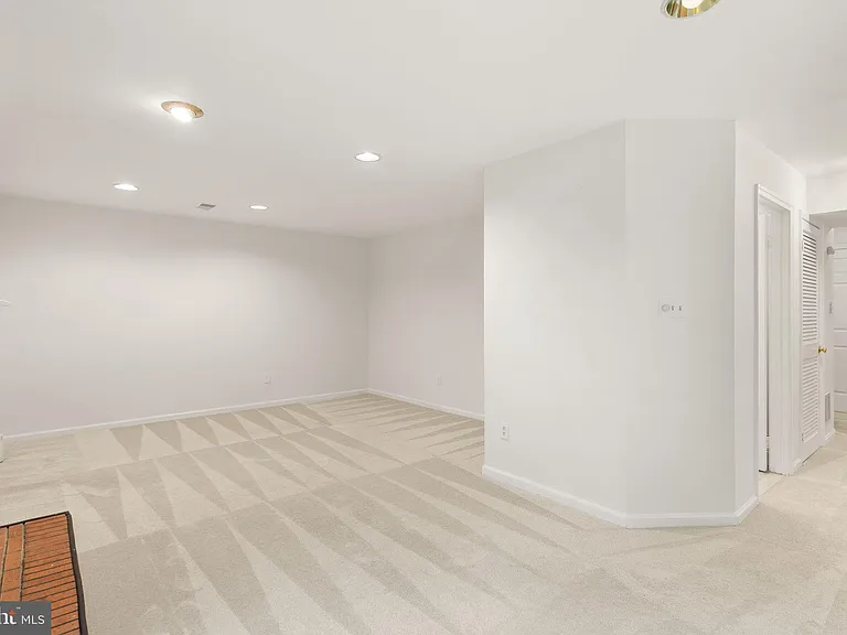 3855 Inverness Rd — Photo 42