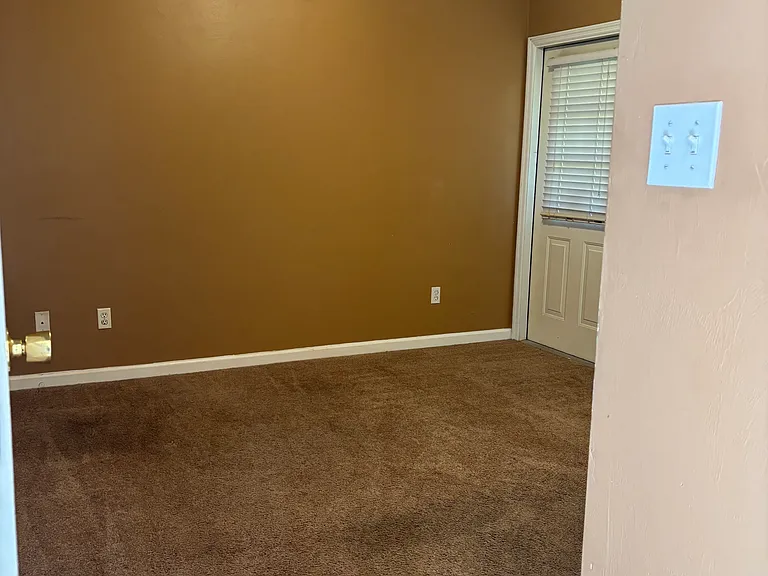 2403 Hartsfield Rd — Photo 17