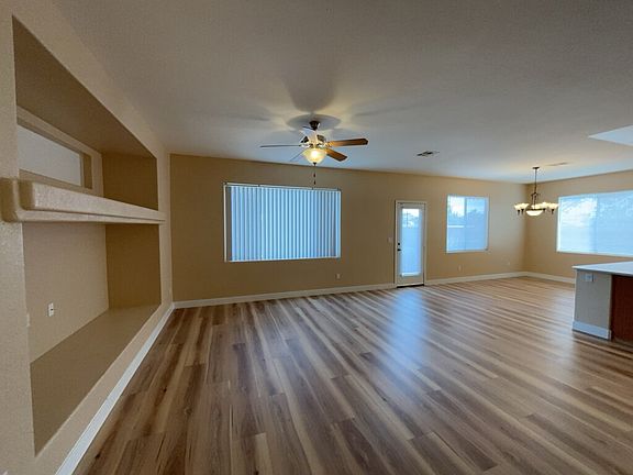 2nd image of 5824 Creekside Sands Ln