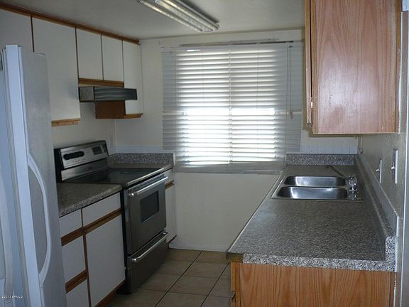 5th image of 8212 N 34TH Drive