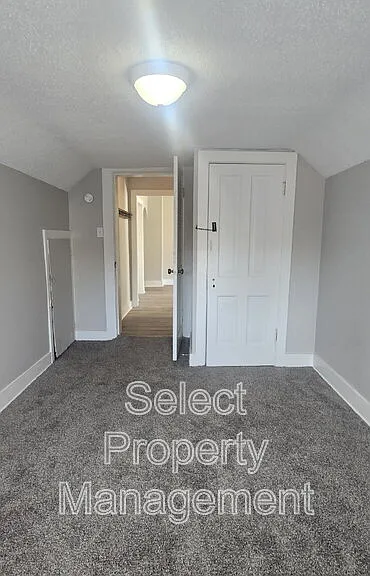 1235 Huestis Ave #B — Photo 13