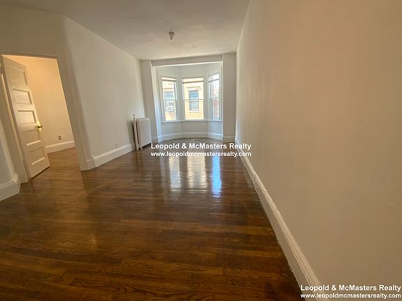 5th image of 24 Mount Vernon St #10