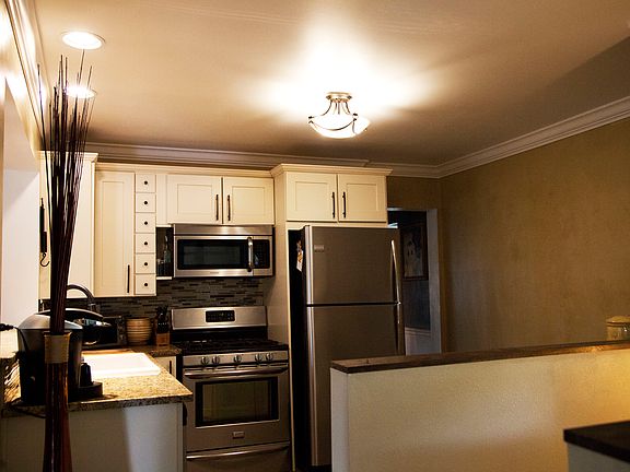 Kitchen View from Dinning