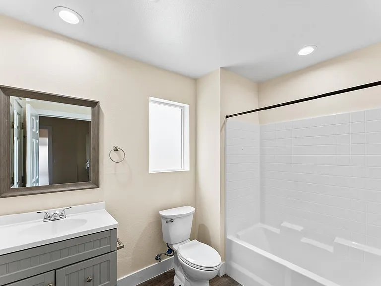 1029 S Montebello Blvd — Photo 73