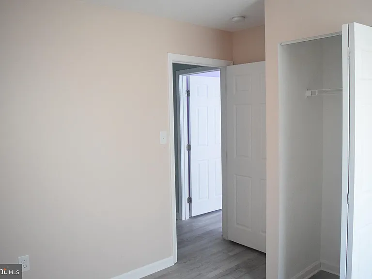 326 Larose Dr — Photo 15
