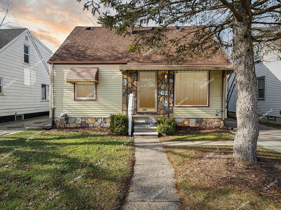 1st image of 27331 Collingwood St