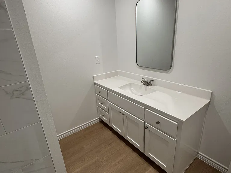 423 E Beeline Ln — Photo 8