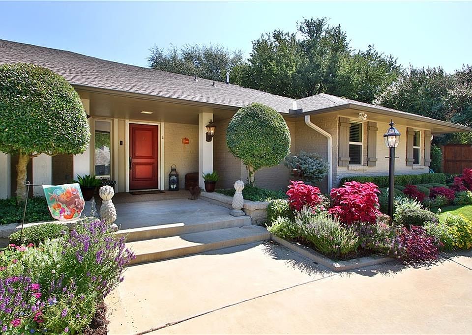 1st image of 3200 Twisted Oak Pl