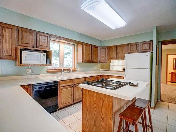 3rd image of 5408 N Cook St