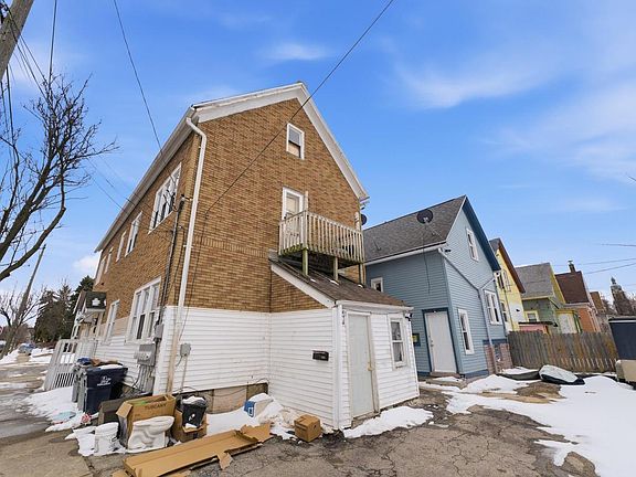 3rd image of 1541 South Union STREET