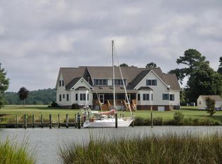 622 Captains Way, Reedville, VA 22539