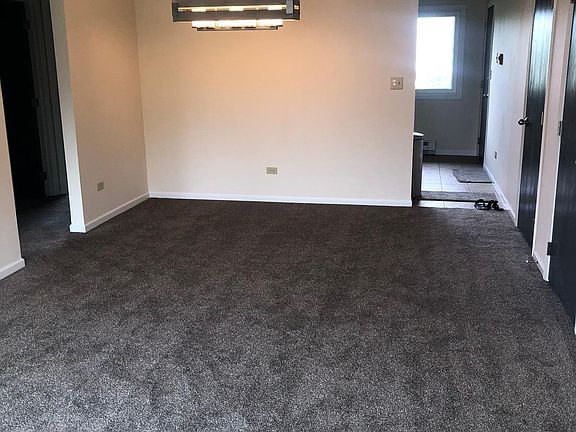 4th image of 112 Klein Creek Ct APT 5E