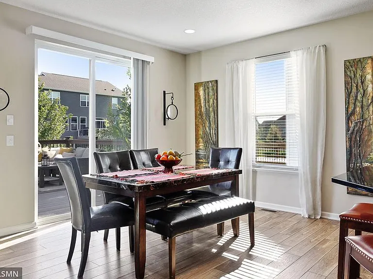 1290 Eagle Point Dr — Photo 11