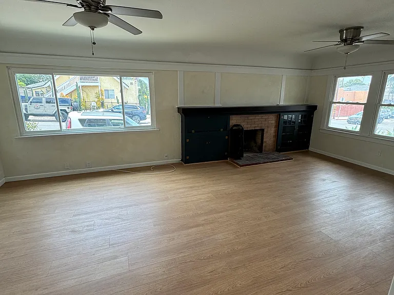 3807 Arnold Ave — Photo 2