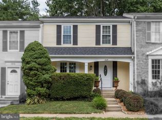 6014 Martins Landing Ln, Burke, VA 22015