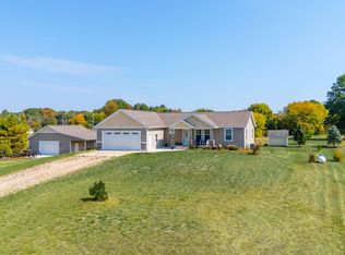 12940 Scottie Dr, Grand Haven, MI
