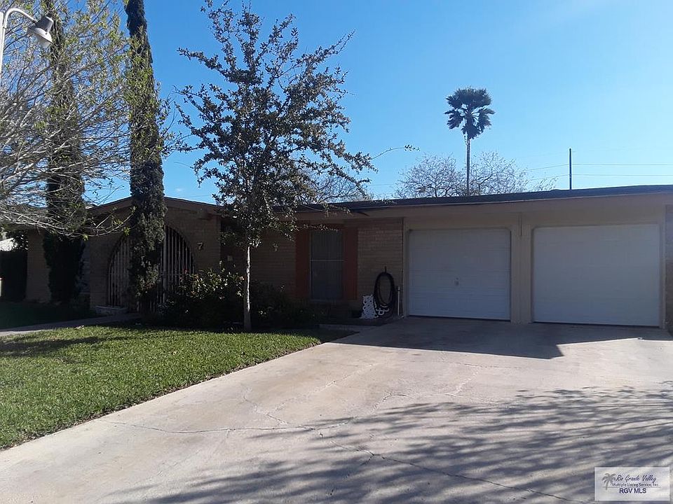 1st image of 7 Meadow Ln