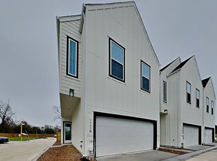 9902 Clark Rd #M, Houston, TX 77076