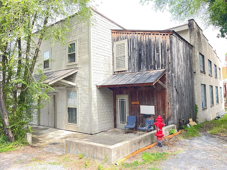 15 1/2 S Jefferson St #1 — Photo 1
