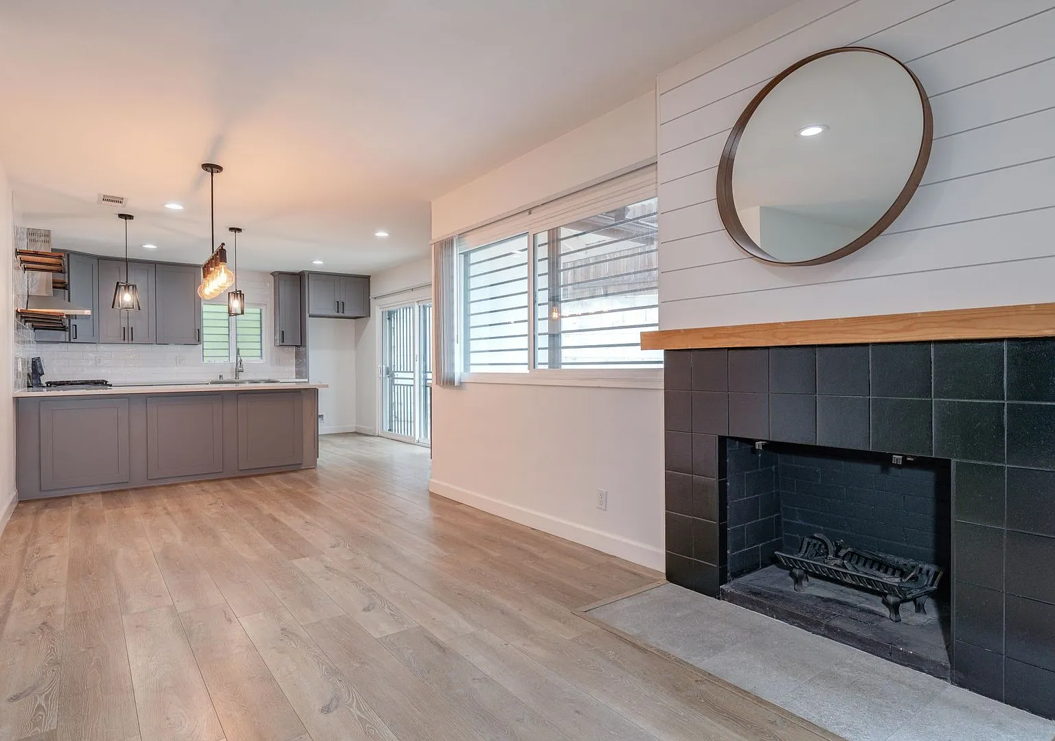 Fully Updated and Ultra Modern Corner Home on Large Lot — Photo 4