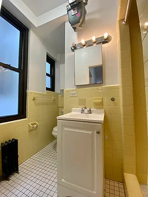 Rented by Dynamik Realty | media 12