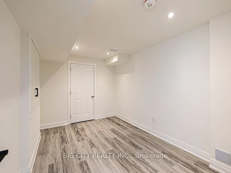 32 Conchita St #LOWER — Photo 7