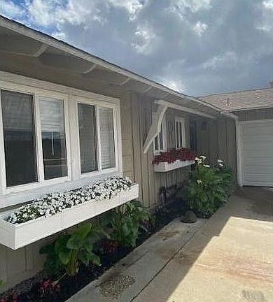 2nd image of 1521 La Corta St