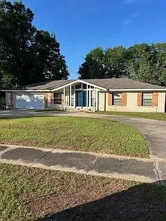 2754 Seaton Ct — Photo 1