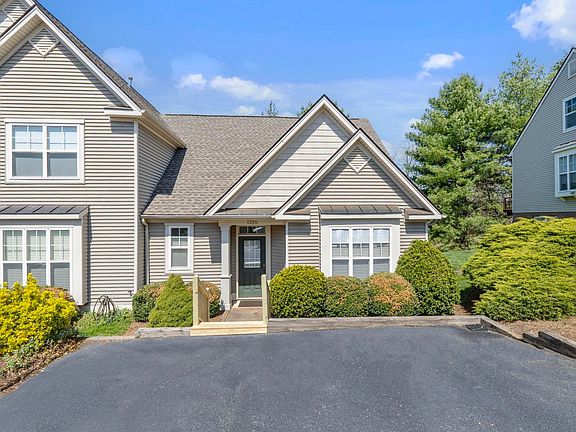 5th image of 1350 Stoney Ridge Rd