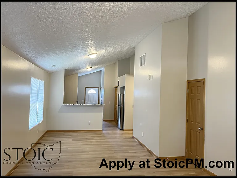 6203 Streaming Ave — Photo 2