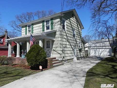 2nd image of 1899 Willis Ave
