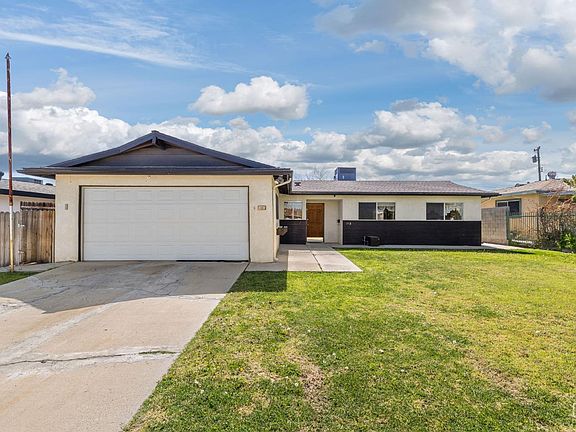 3rd image of 203 Suzanne Ln