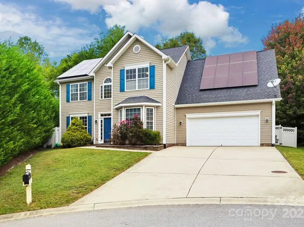 8 River Mead Ct, Asheville, NC 28804